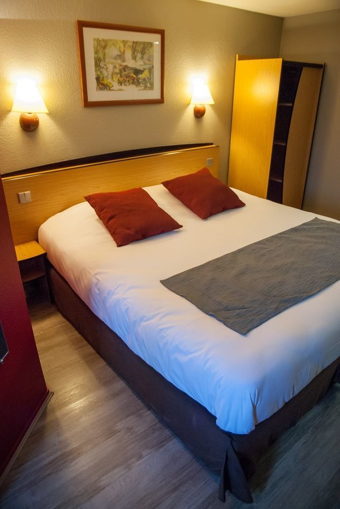 Hotel Inn Design Resto Novo Bourges Bagian luar foto